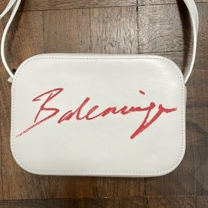 NEW Balenciaga Everyday Script Logo Camera Bag Leather XS